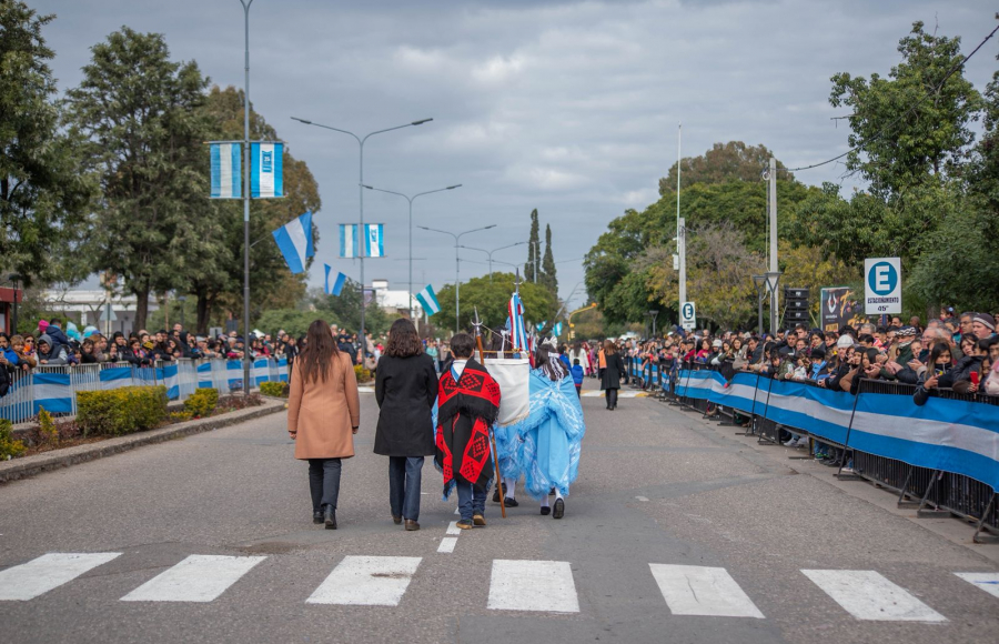 Jesús María lista para el desfile patrio del 216° aniversario de la Revolución de Mayo