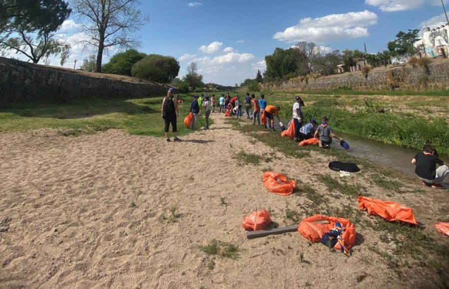 Se recolectaron más de 500 kilos de residuos en la jornada de "Plogging" en la costanera del río