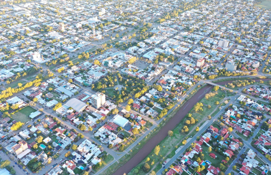 Así funcionarán los servicios municipales durante el feriado del viernes 8