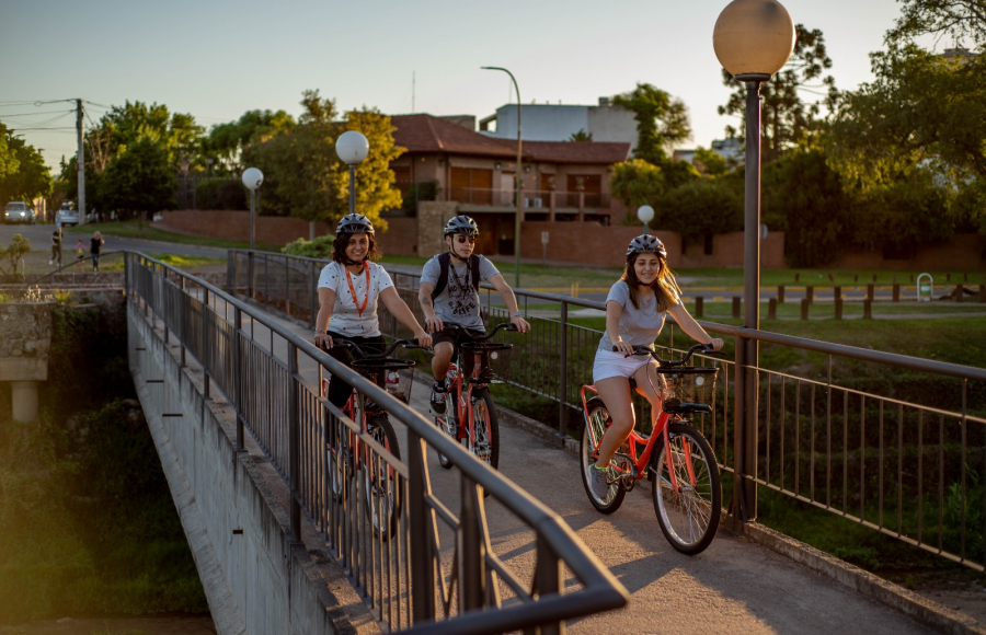 Visitas guiadas en bici por Jesús María en el mes del cicloturismo