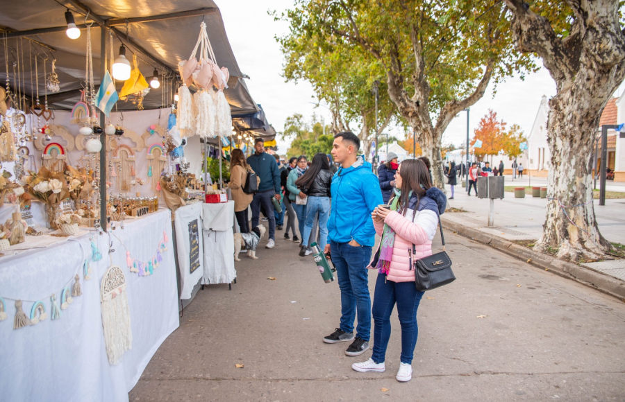 Emprendedores de toda la provincia pasaron por Jesús María