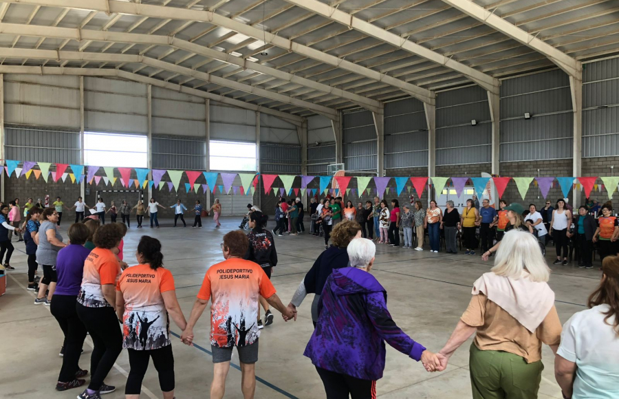 Jesús María celebra el Día del Adulto Mayor con una jornada de baile, juegos y almuerzo a la canasta