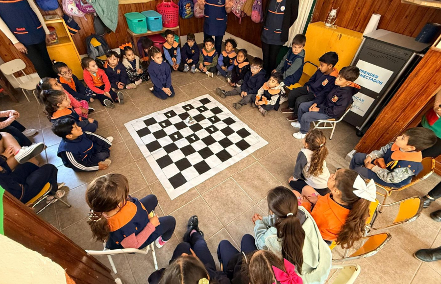 Jugada maestra: Jesús María innova con el ajedrez en los jardines de infantes
