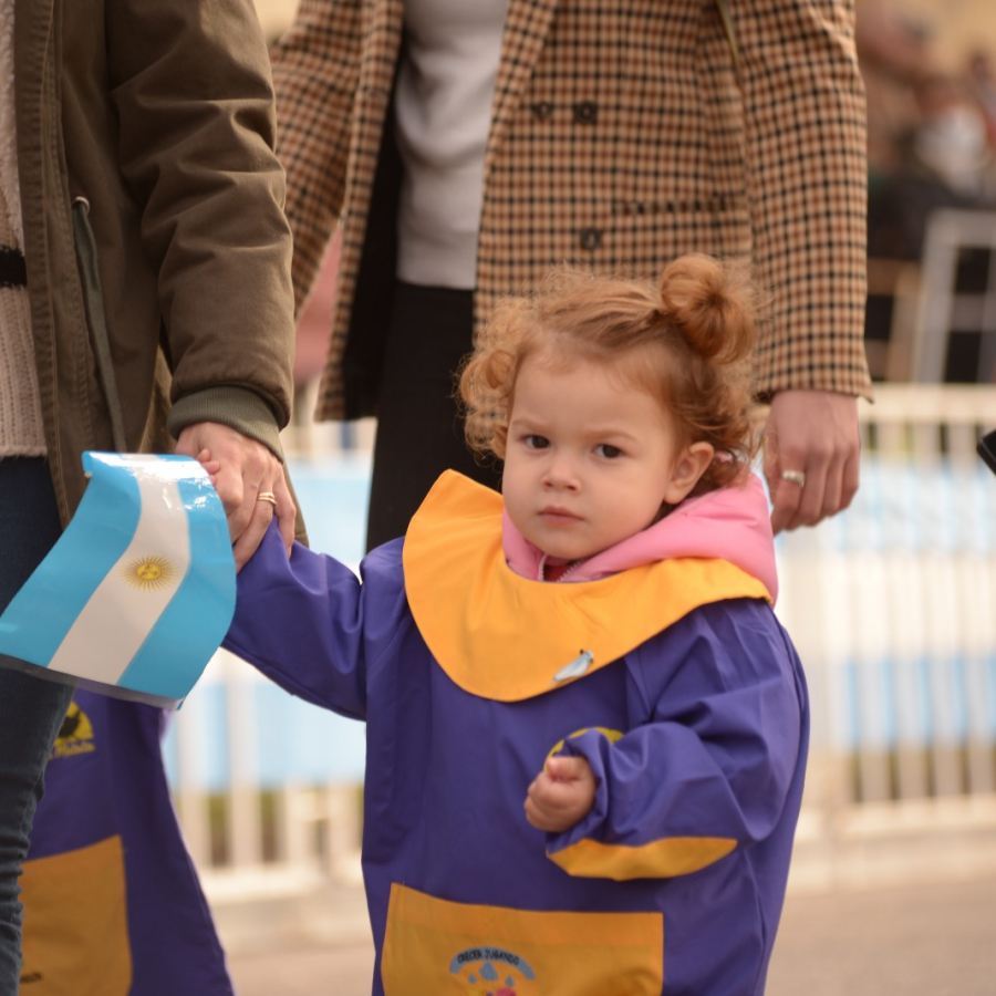 Acto y desfile por el cumpleaños de la ciudad