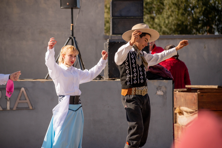 Clase abierta de folklore