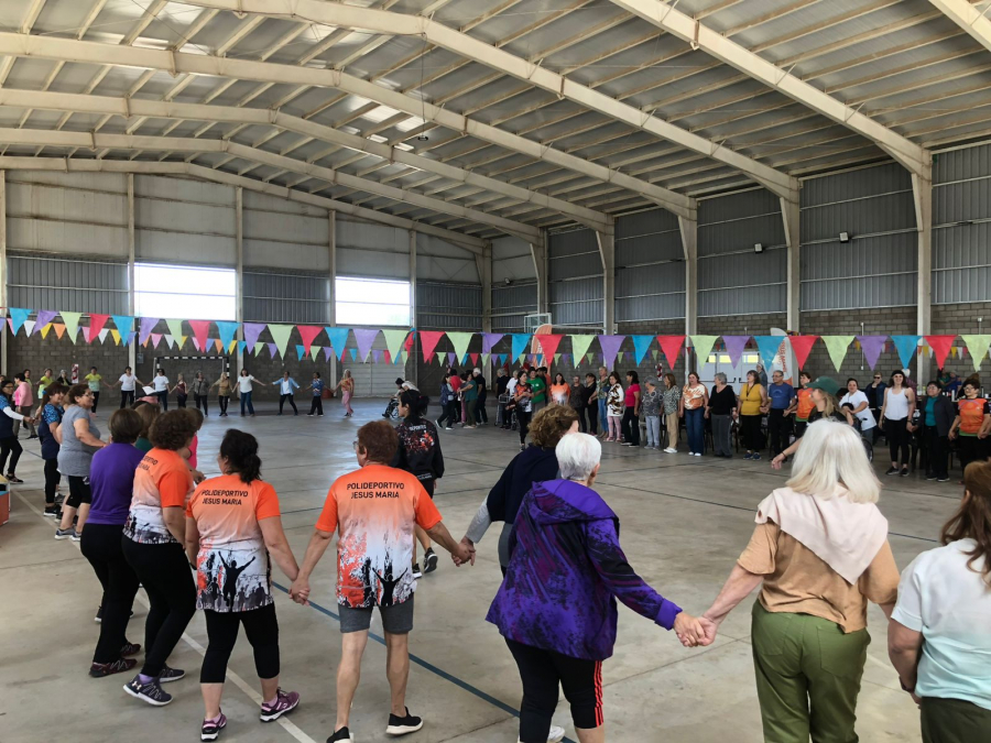 Jesús María celebra el Día del Adulto Mayor con una jornada de baile, juegos y almuerzo a la canasta