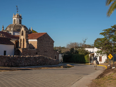 Adoquinado del Camino Real