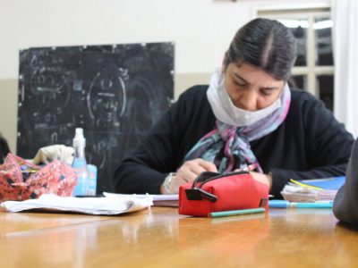 La Muni abre un espacio de alfabetización para adultos
