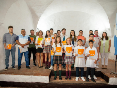 La Muni reconoció a los "Alumnos Distinguidos 2022" de Jesús María