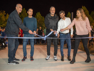 Jesús María inauguró su Centro de Eventos y Deportes