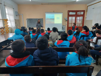 "Eco Bus América ” pasó por Jesús María para concientizar sobre el uso de plástico