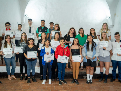 Jesús María reconoció a los "Alumnos Distinguidos 2023" y destacó a proyectos educativos de gran impacto